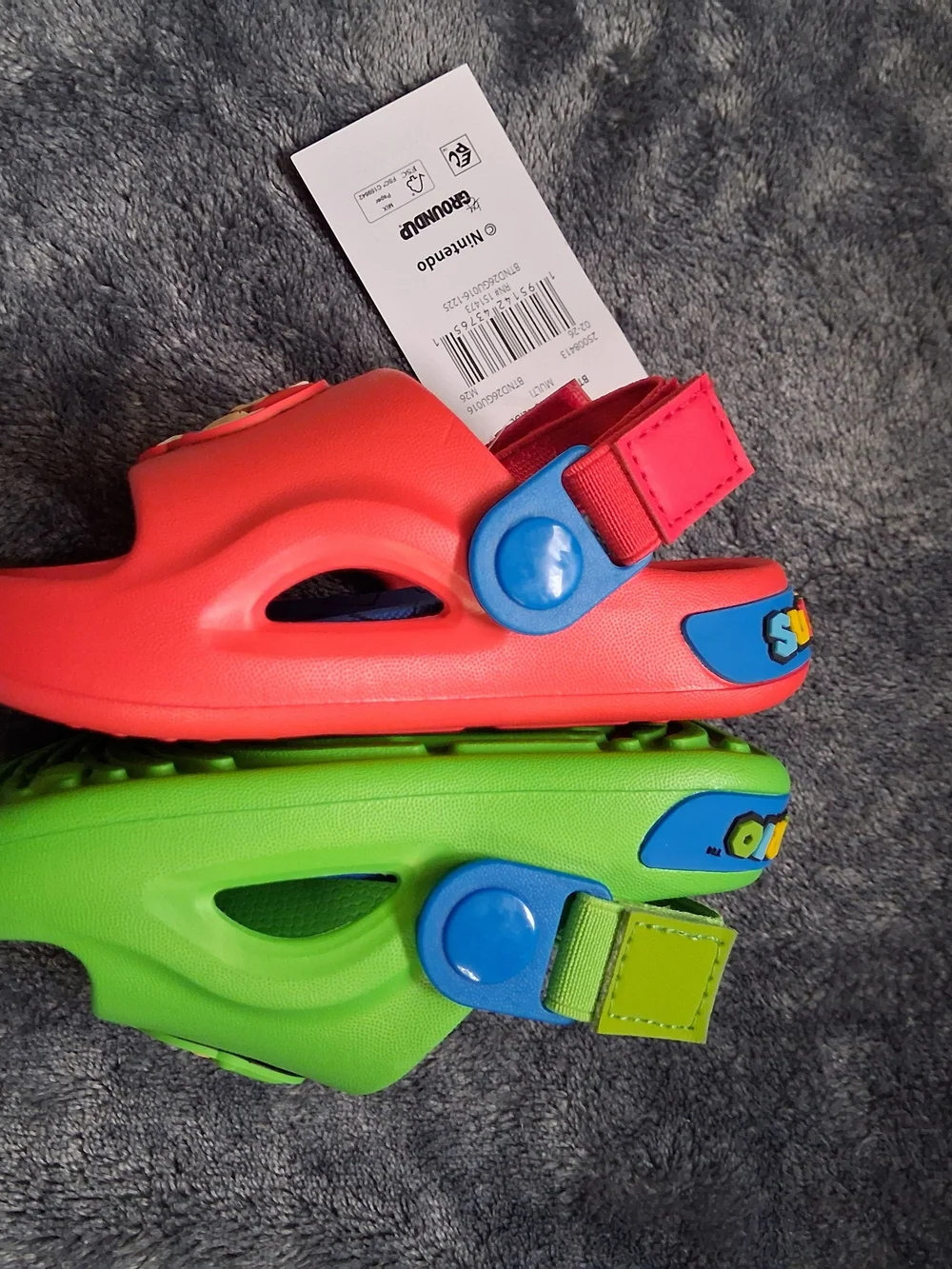 NWT Ground Up Super Mario Mario Luigi Slide Sandals Red/Green Kids Size:5/6